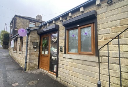 closed-hair-and-beauty-salon-in-northowram-halifax-590735