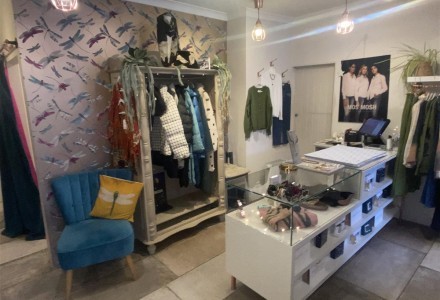 fashion-boutique-in-hebden-bridge-590812