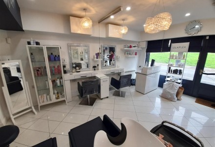 hair-and-beauty-salon-in-barnsley-590419