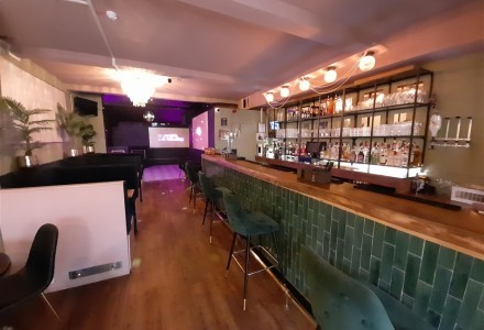 popular-west-yorkshire-bar-and-music-venue-in-clec-590765