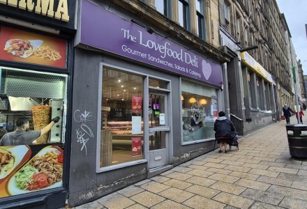 sandwich-bar-and-deli-in-bradford-590820