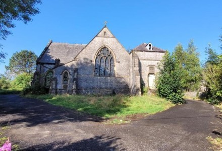 church-of-the-holy-trinity-school-road-peak-dale-b-35889